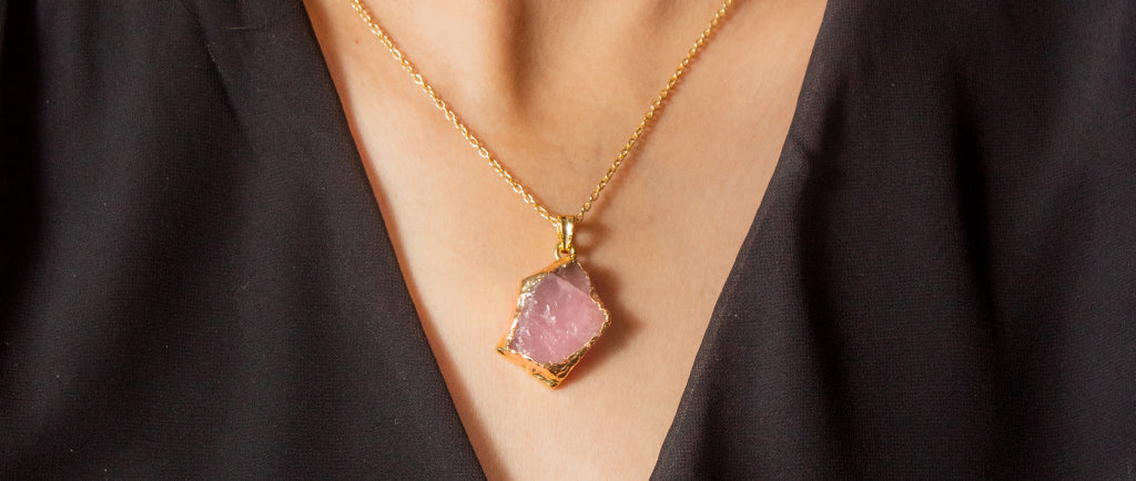rose quartz pendant